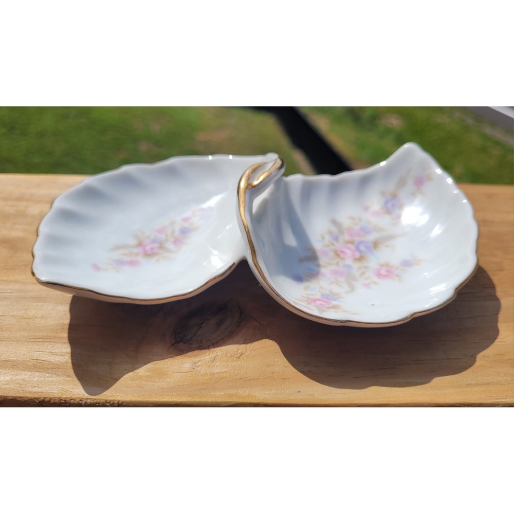 Vintage Lefton China Divided Leaf Hand Painted Flowers Candy Dish/ Vanity‎ Tray